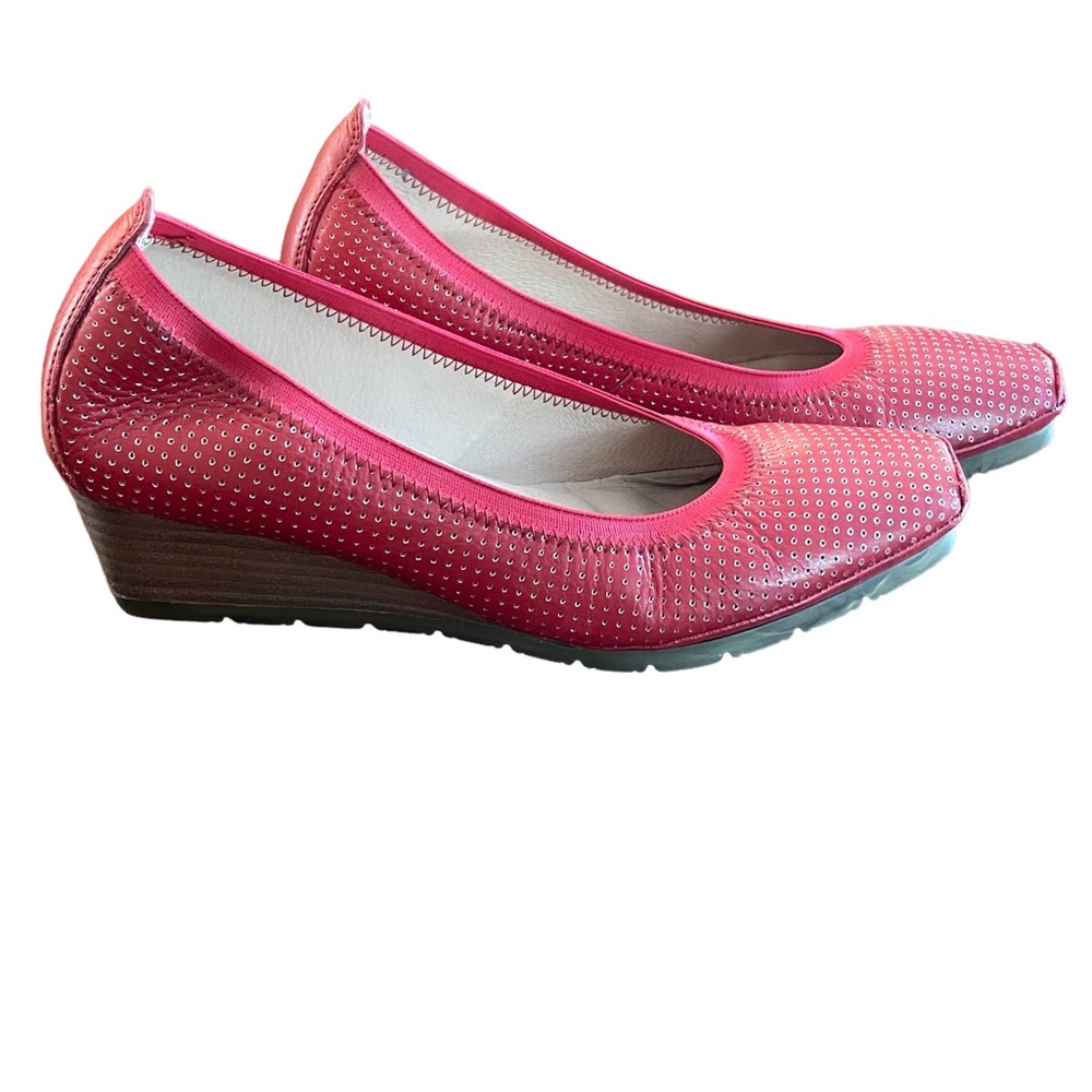 Hispanitas Red Leather Wedge